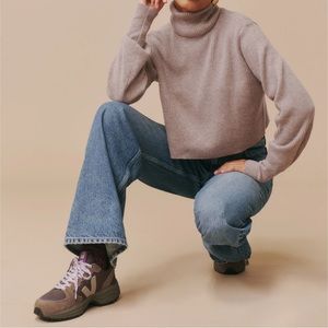 Veja x Réformation Venturi Sneakers in Walnut; Sz 38